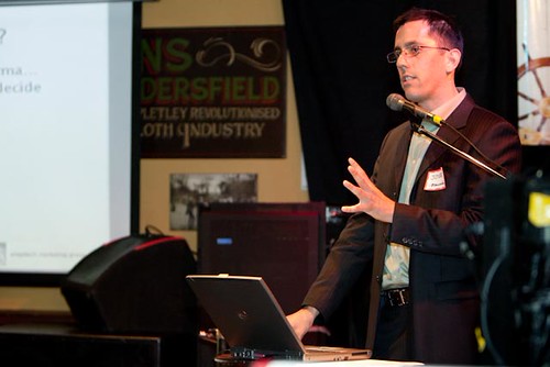 Jose Uzcategui Presenting